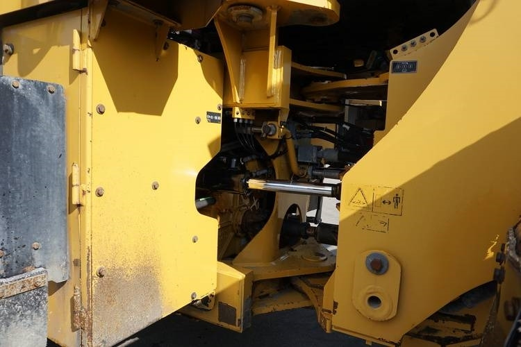 Wheel loader CAT 950M