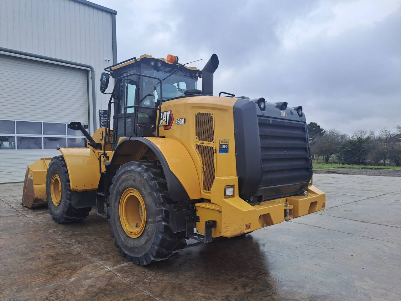 Wheel loader CAT 950M
