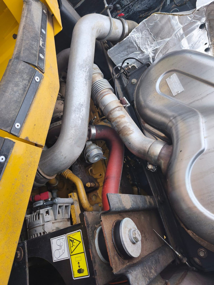 Wheel loader CAT 950 M