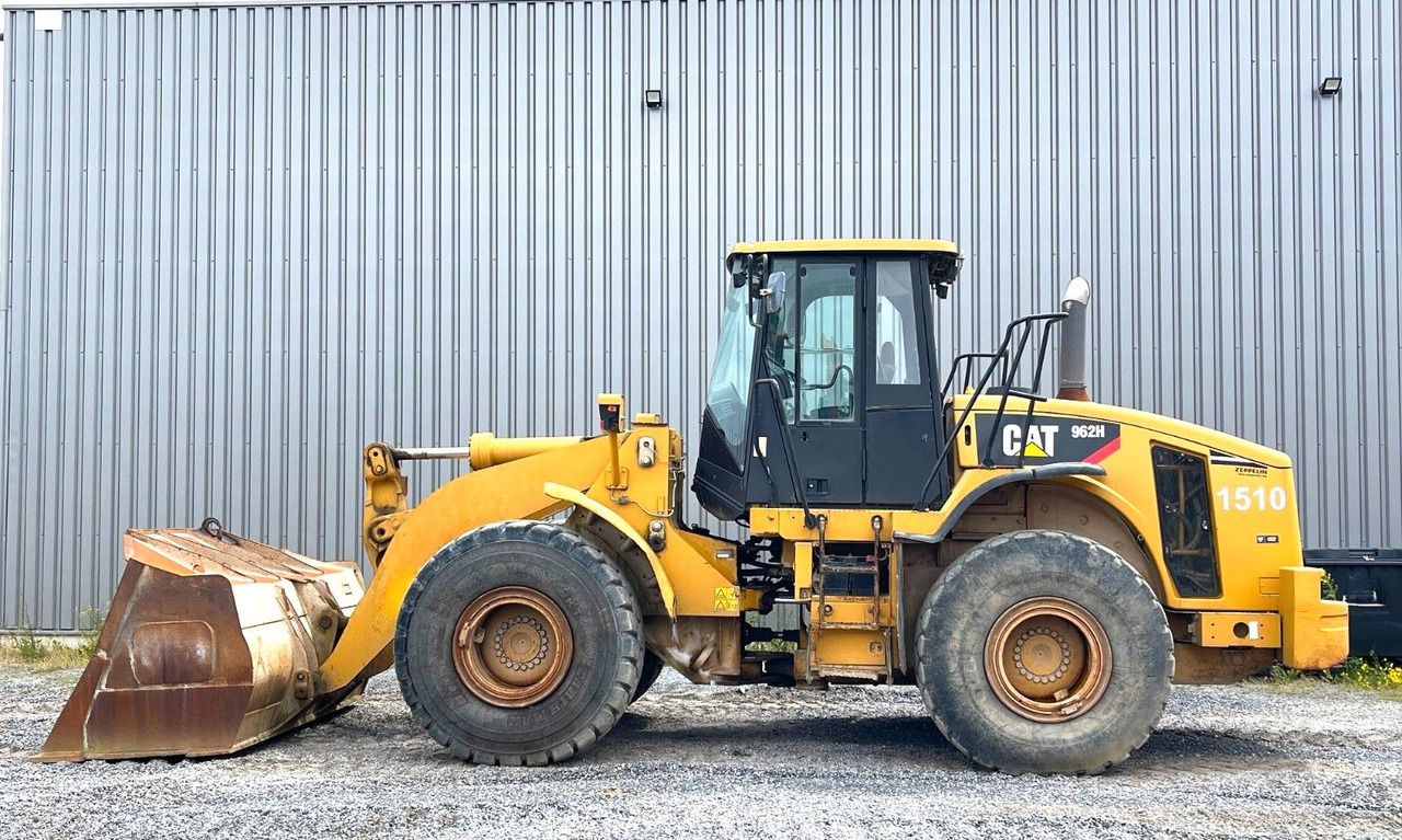 Wheel loader CAT 962H