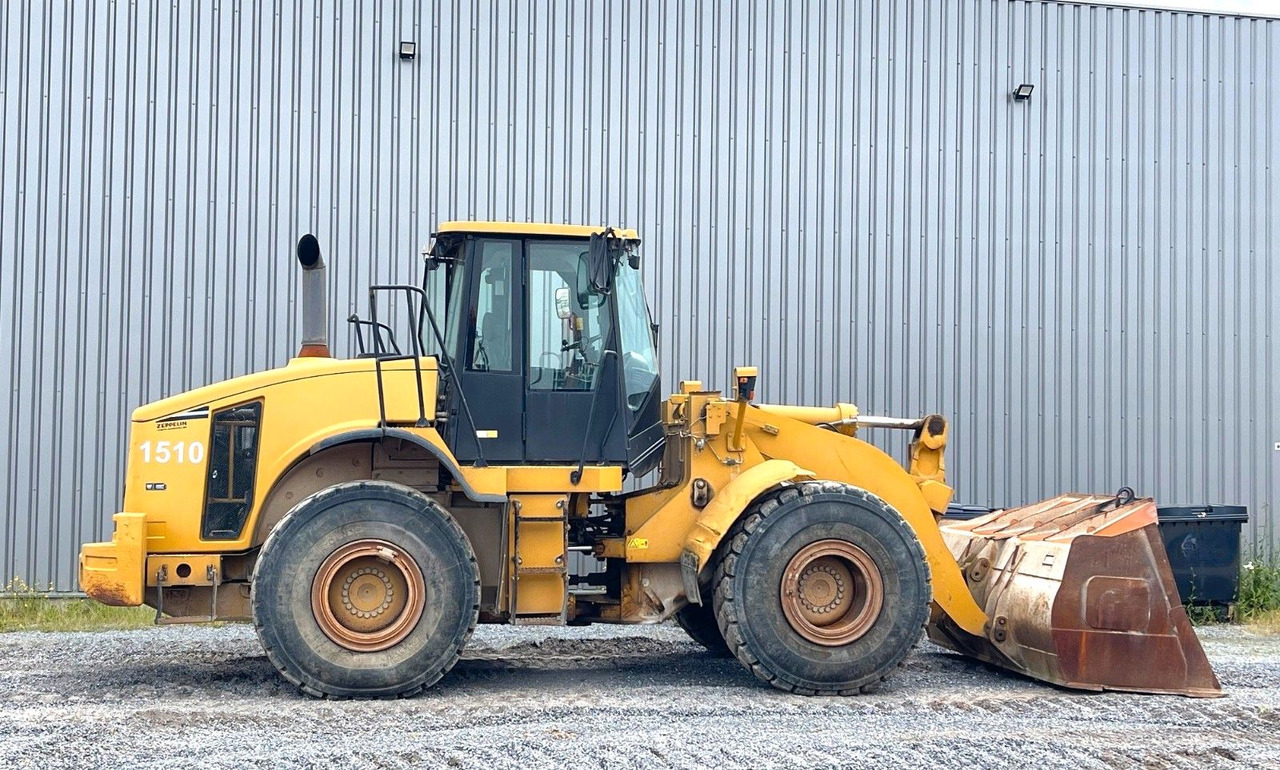 Wheel loader CAT 962H