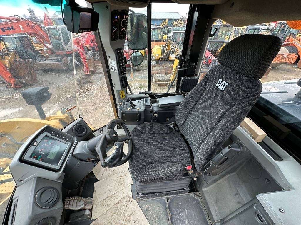 Wheel loader CAT 962 K