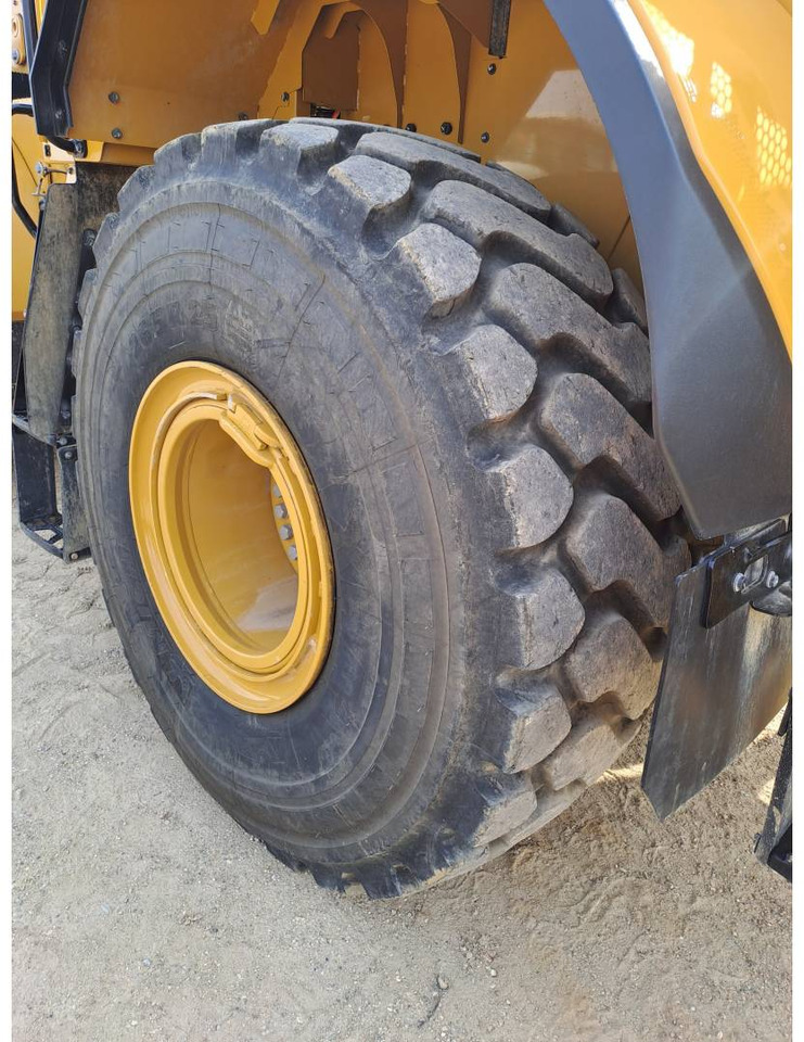 Wheel loader CAT 966