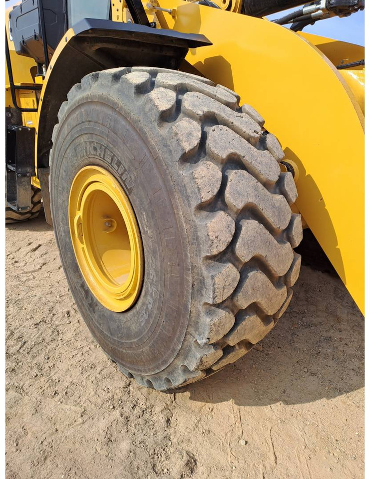 Wheel loader CAT 966
