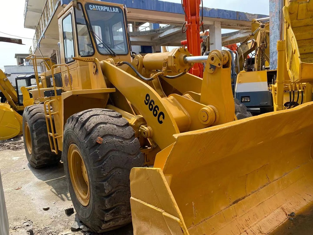 Wheel loader CAT 966C