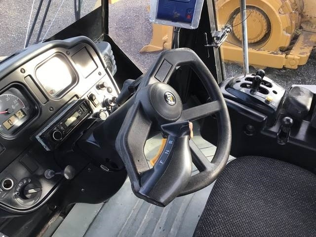 Wheel loader CAT 966G
