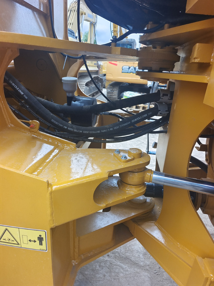 Wheel loader CAT 966H