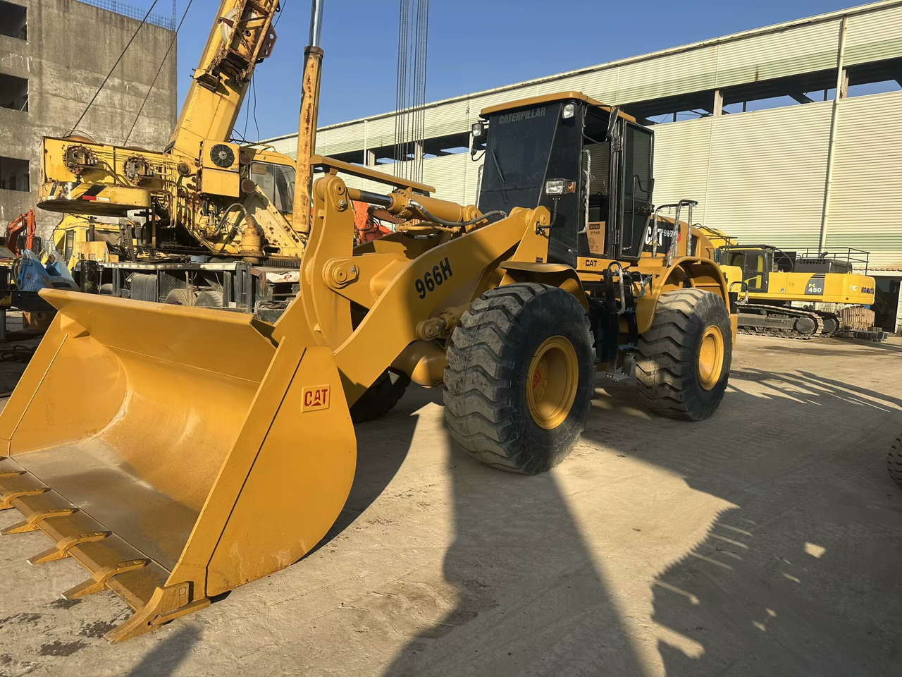 Wheel loader CAT 966H