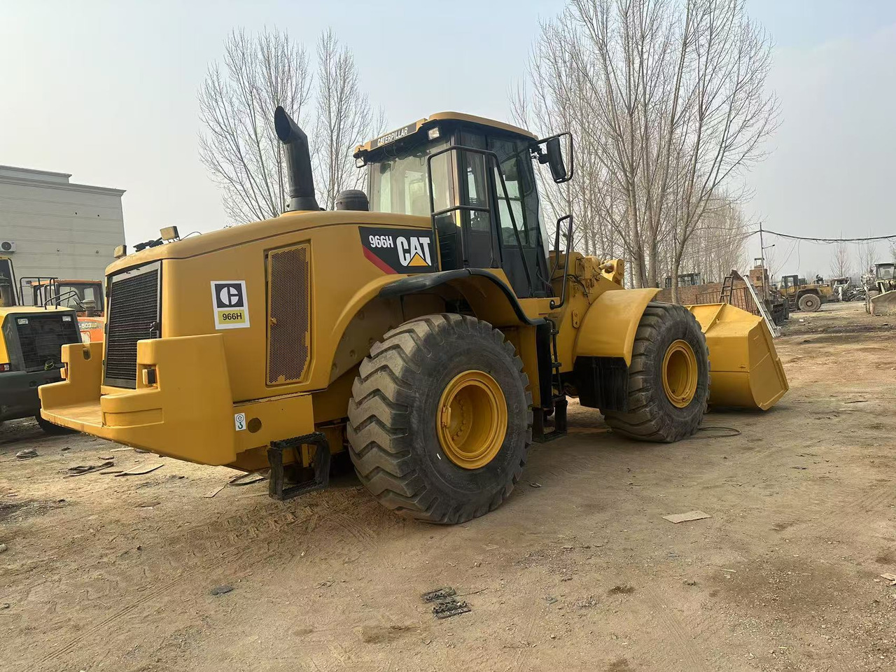 Wheel loader CAT 966H