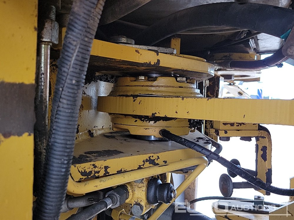 Wheel loader CAT 966H