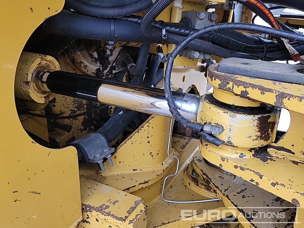 Wheel loader CAT 966H