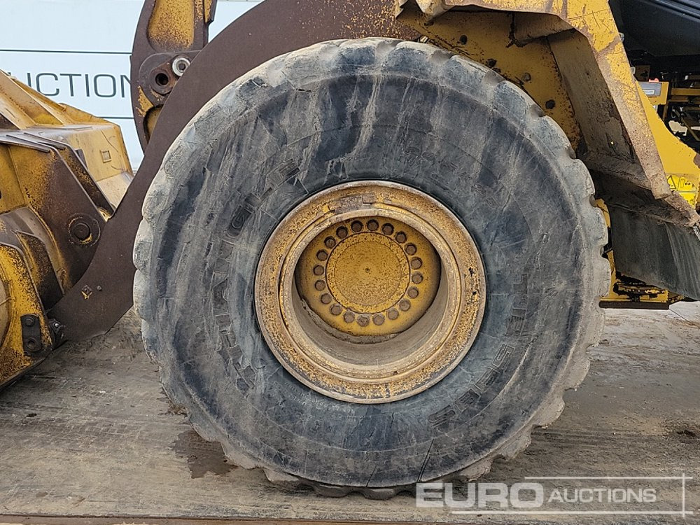 Wheel loader CAT 966H