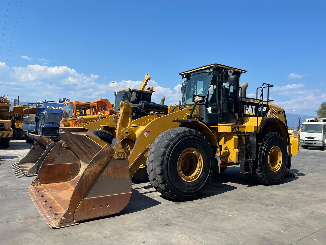 Wheel loader CAT 966K