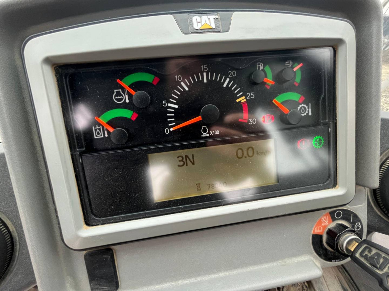 Wheel loader CAT 966M