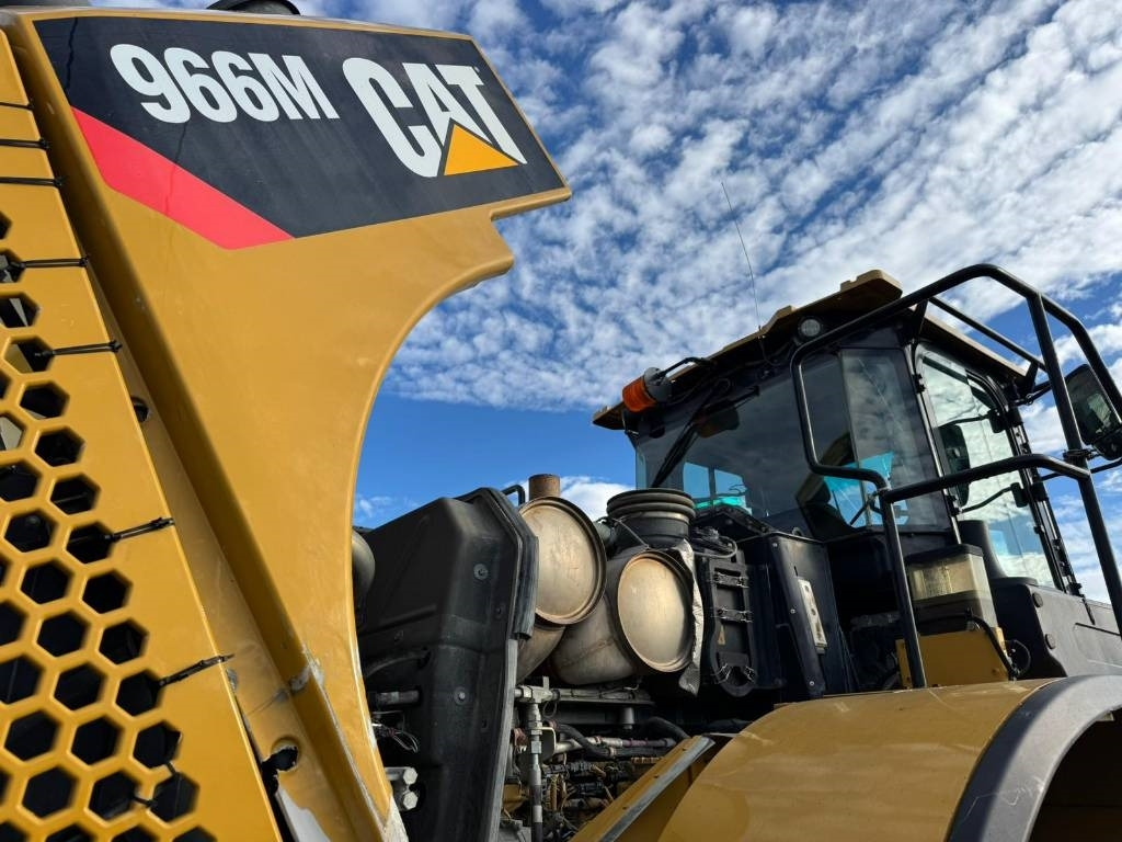 Wheel loader CAT 966M