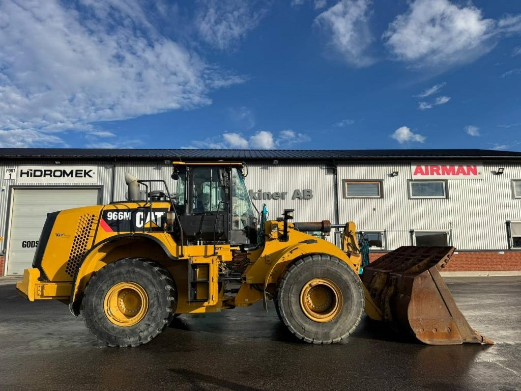 Wheel loader CAT 966M