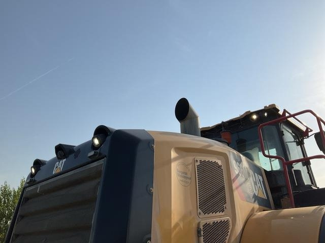 Wheel loader CAT 966M XE