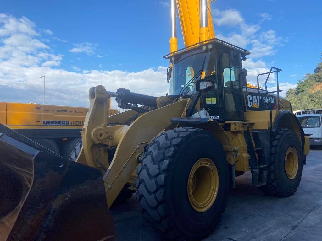 Wheel loader CAT 966M XE