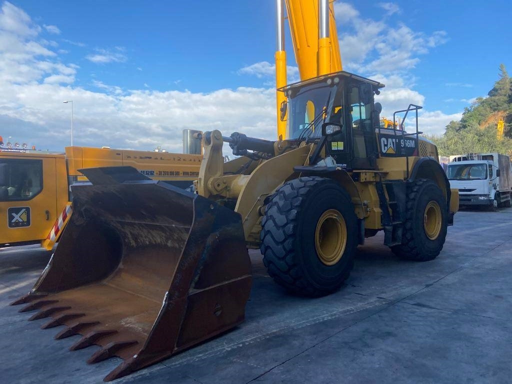 Wheel loader CAT 966M XE
