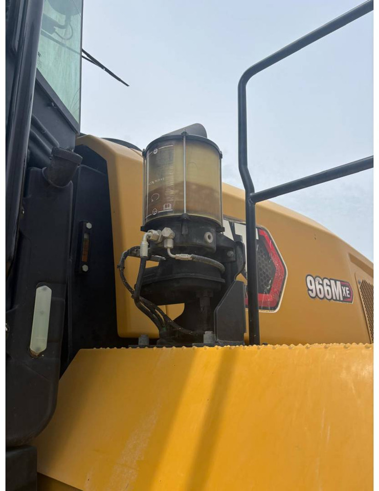 Wheel loader CAT 966M XE