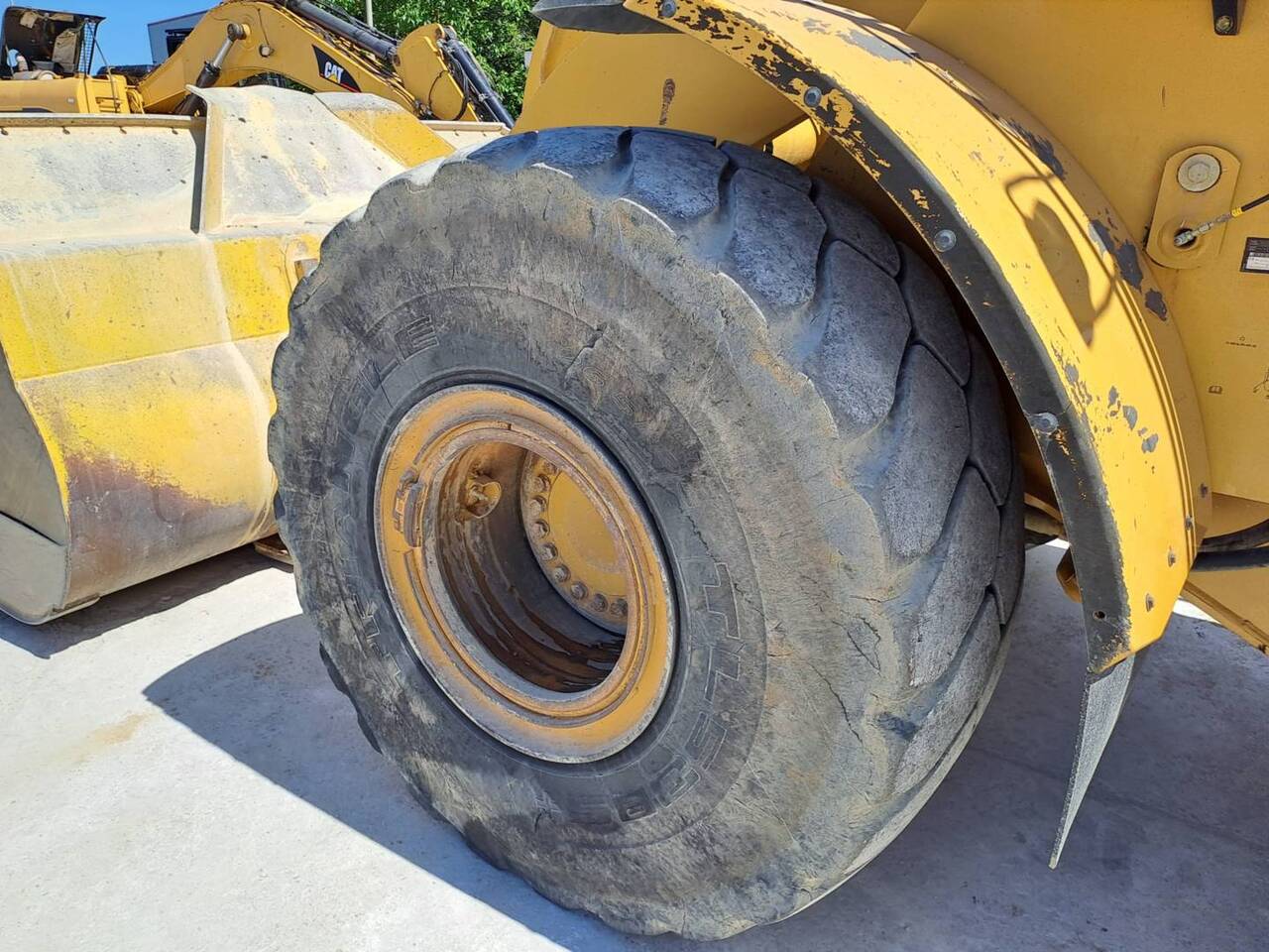 Wheel loader CAT 966M XE