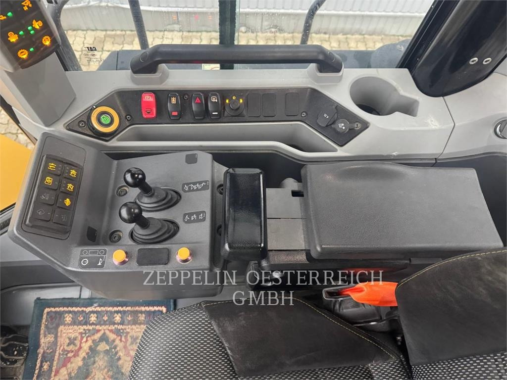 Wheel loader CAT 966-14