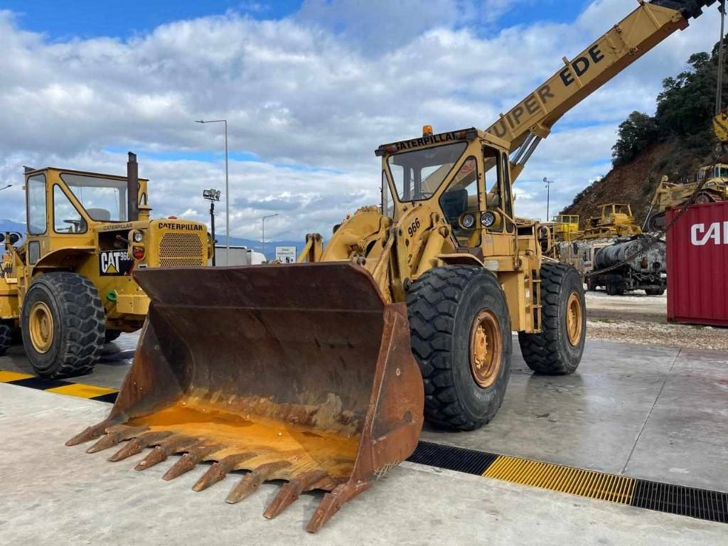 Wheel loader CAT 966 C