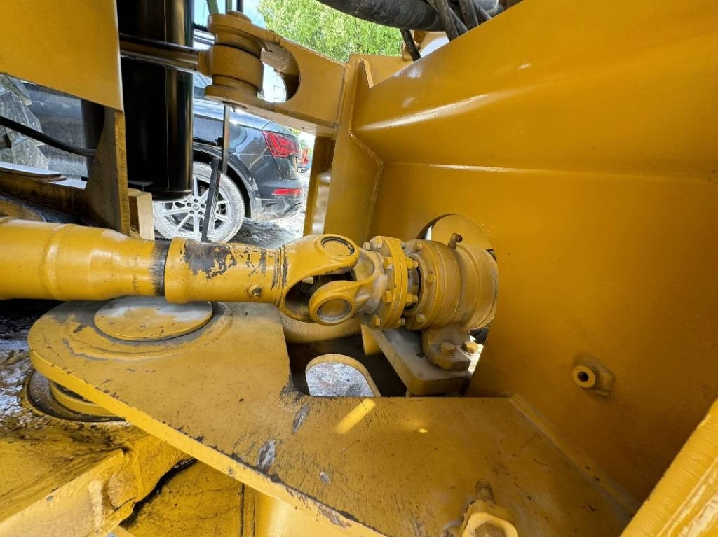 Wheel loader CAT 966 H