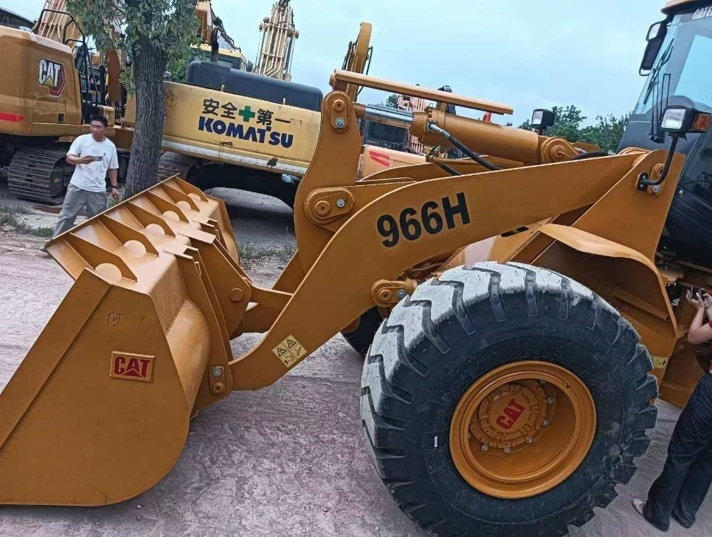 Wheel loader CAT 966 H