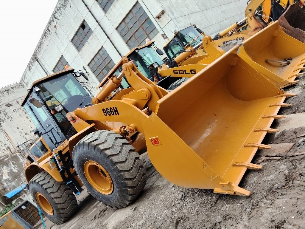 Wheel loader CAT 966 H