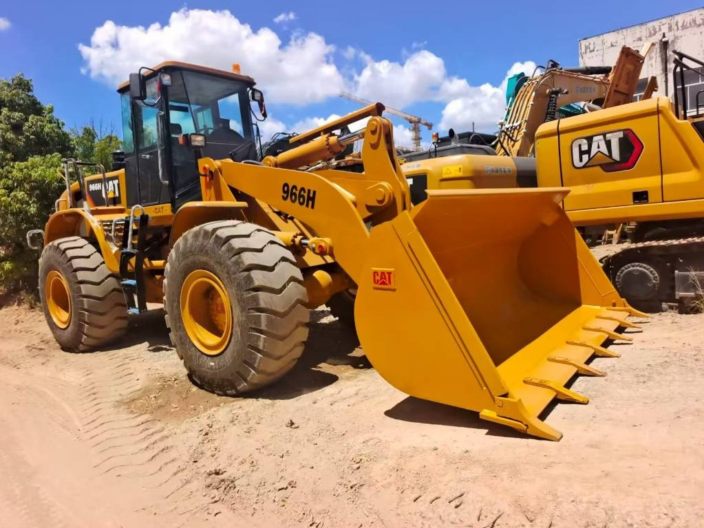 Wheel loader CAT 966 H