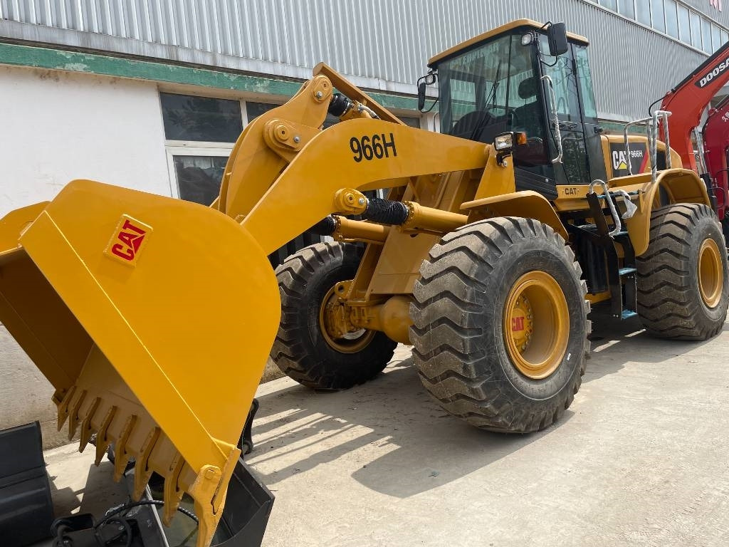 Wheel loader CAT 966 H