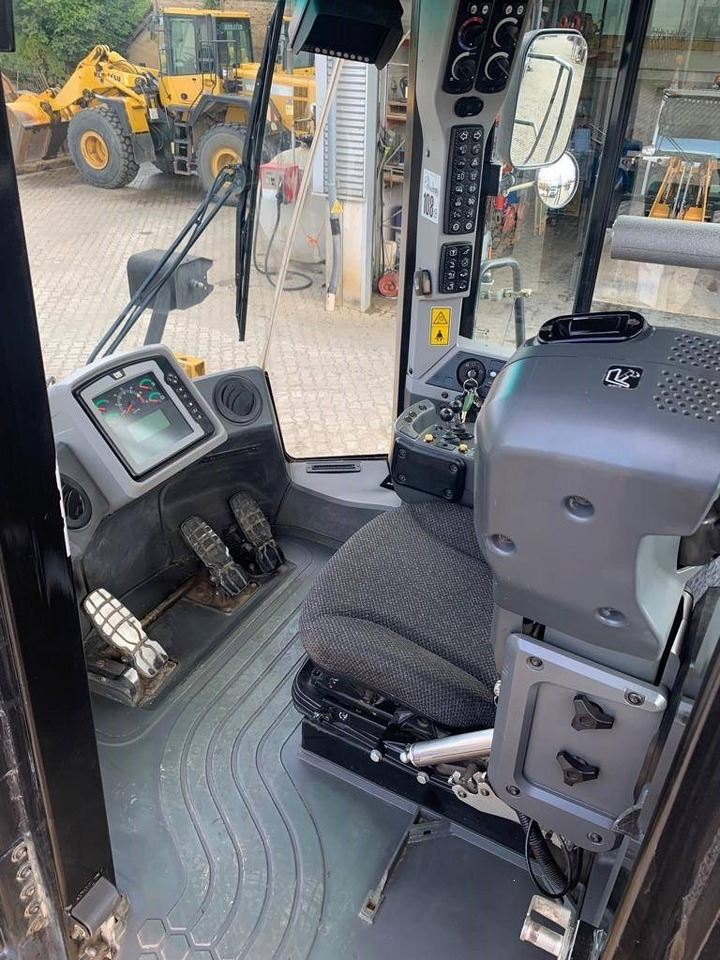 Wheel loader CAT 966 K