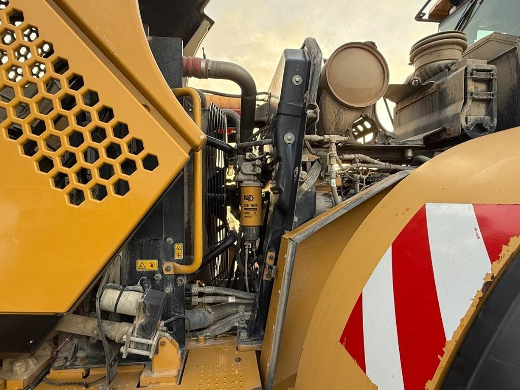 Wheel loader CAT 966 K