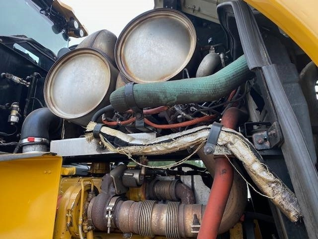 Wheel loader CAT 966 M