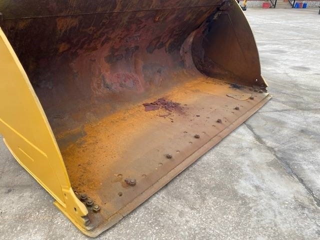 Wheel loader CAT 966 M