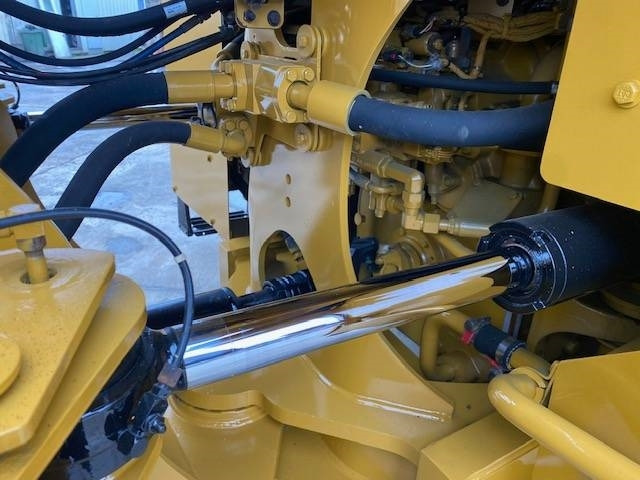 Wheel loader CAT 966 M