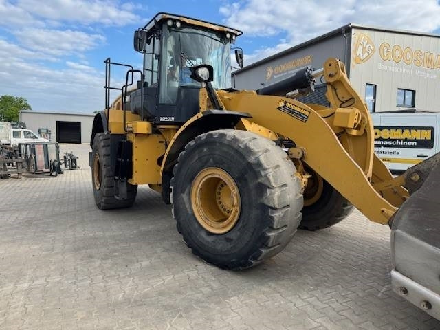 Wheel loader CAT 966 M