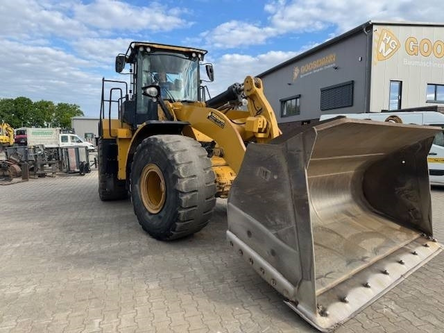 Wheel loader CAT 966 M