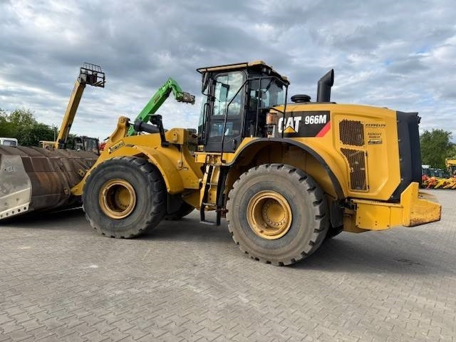 Wheel loader CAT 966 M