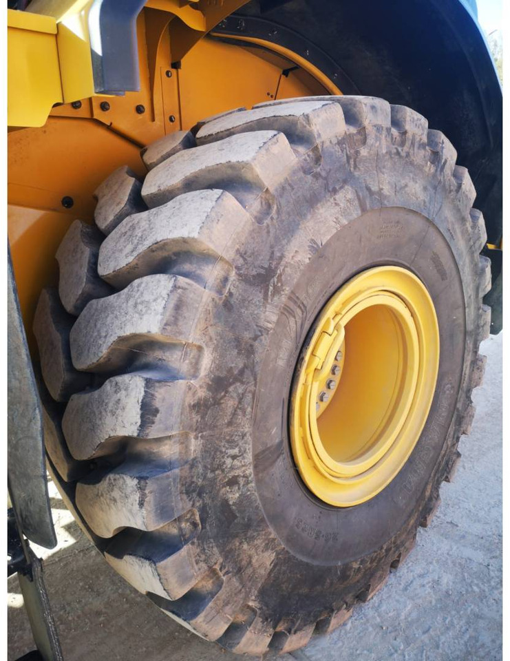 Wheel loader CAT 972