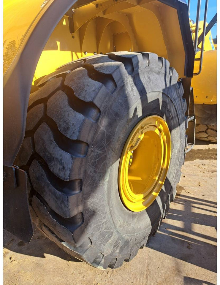 Wheel loader CAT 972