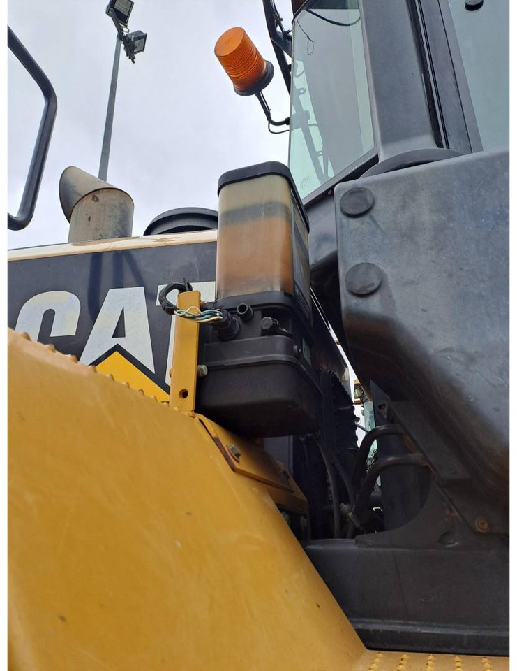 Wheel loader CAT 972K