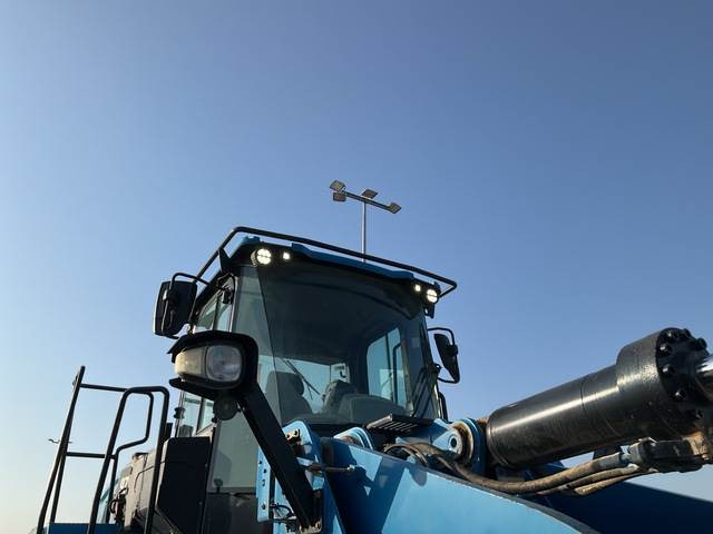 Wheel loader CAT 972M