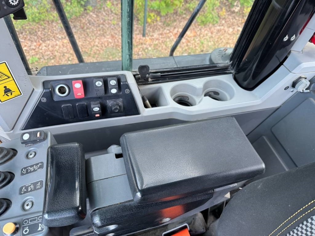 Wheel loader CAT 972M