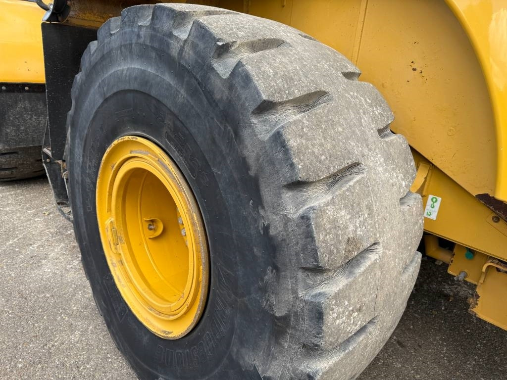 Wheel loader CAT 972M