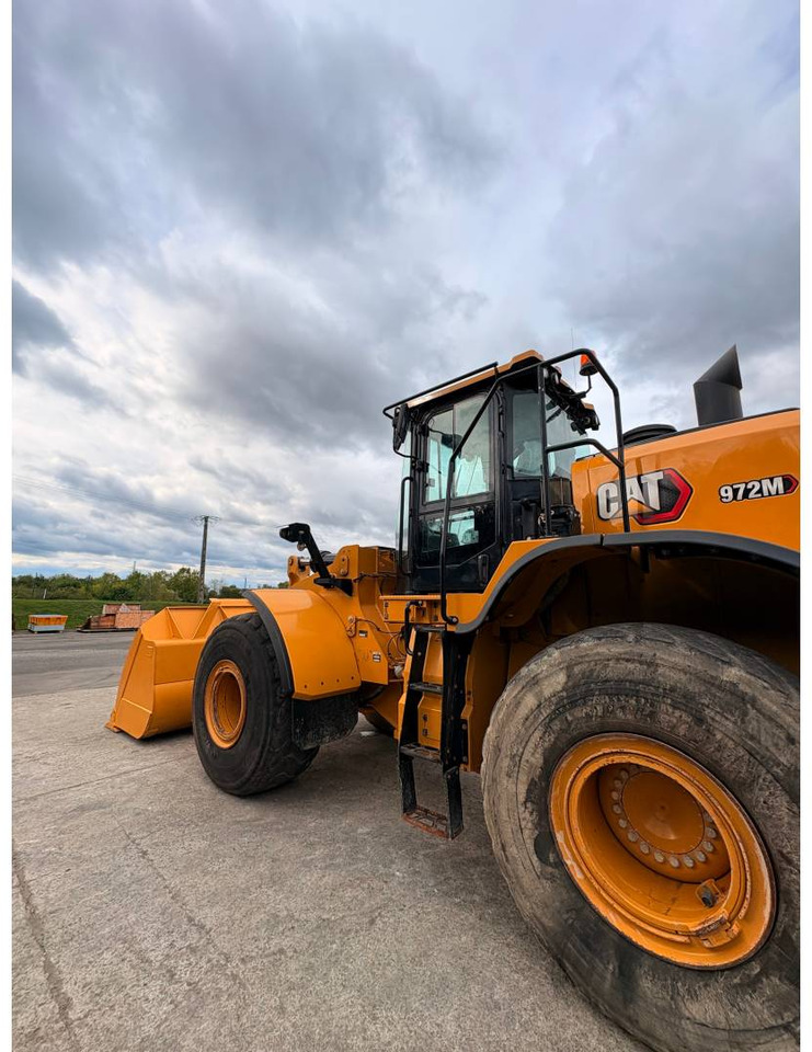 Wheel loader CAT 972M