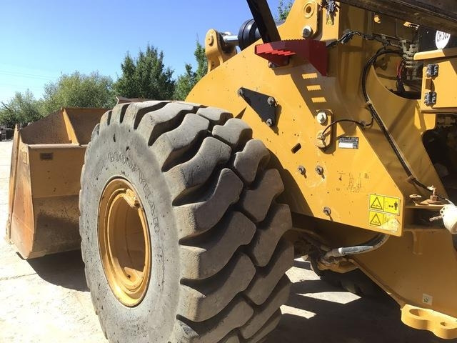 Wheel loader CAT 972M XE