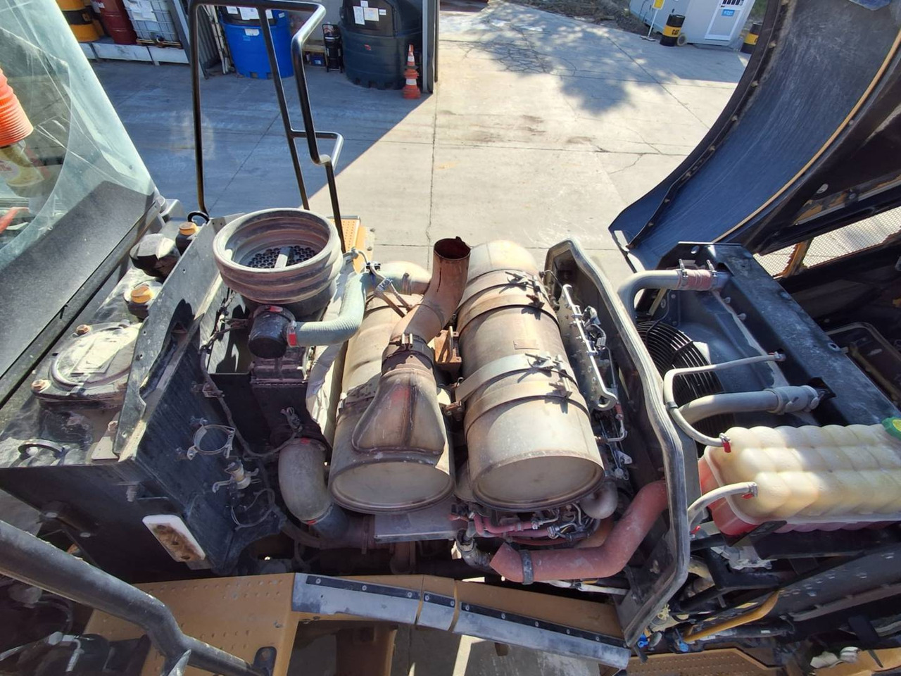 Wheel loader CAT 972M XE