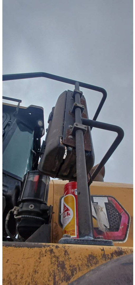 Wheel loader CAT 972M XE